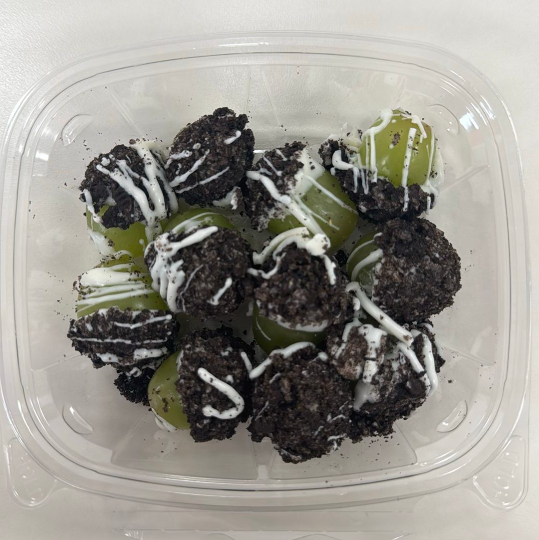 Oreo Taffy Grapes.