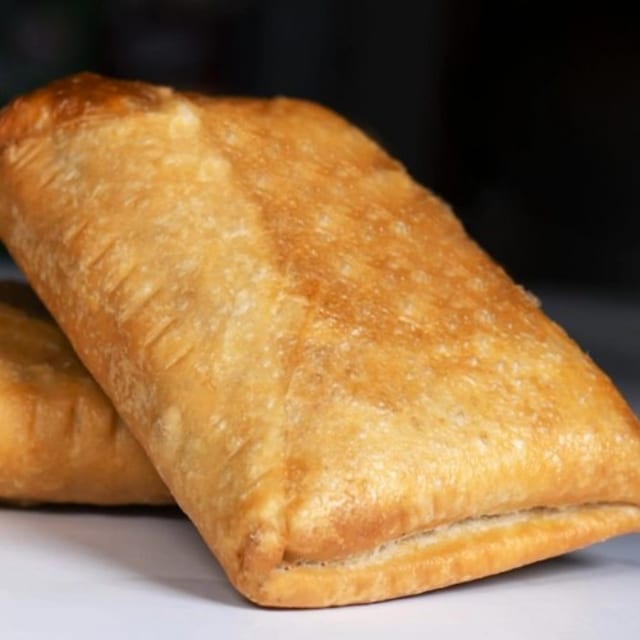 Pizza Puff Meal.